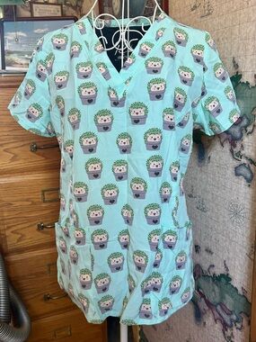 Maevn Succulent Hedgehogs Scrub Top